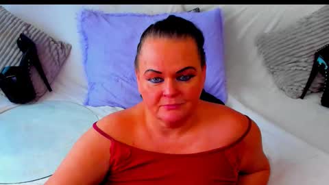 Snapshot of milanabiegert chatting on October 14, 9:34 am Lana online show from October 14, 9:34 am