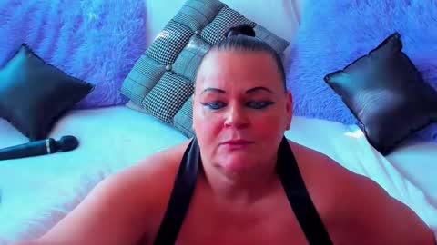 Snapshot of milanabiegert chatting on September 24, 7:37 am Lana online show from September 24, 7:37 am