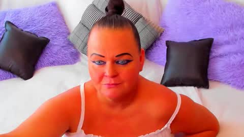 Snapshot of milanabiegert chatting on September 29, 10:58 am Lana online show from September 29, 10:58 am