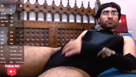 milanzaire online show from February 19, 2:33 am