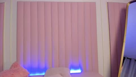 Sexy Mila  online show from November 10, 12:30 pm