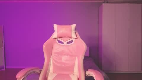 Mila online show from September 15, 6:09 pm