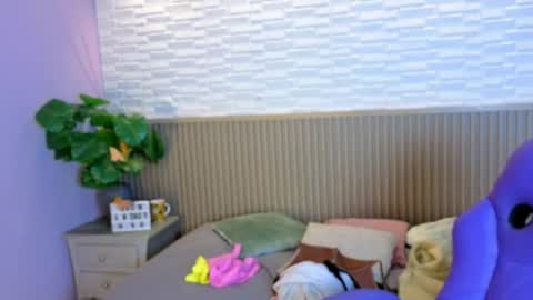 milena_lawson online show from June 26, 1:16 pm