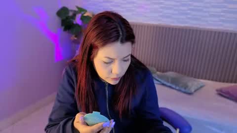 milena_lawson online show from June 10, 12:48 pm