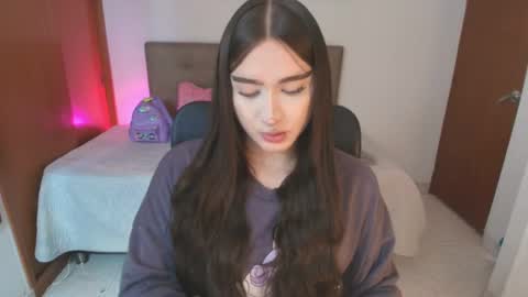 Miley online show from April 20, 1:03 pm