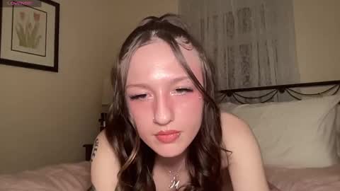 miley_monroee online show from March 4, 4:17 am