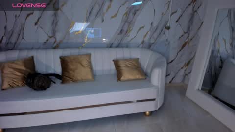 Miley Cruz  IG miley model23 online show from February 17, 5:04 am