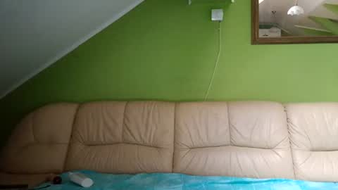 milf44milf online show from July 27, 4:04 pm