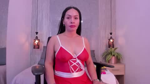 milf_luciana online show from March 7, 11:43 am