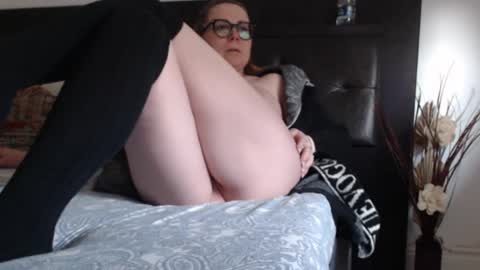 milfa online show from February 25, 8:47 am