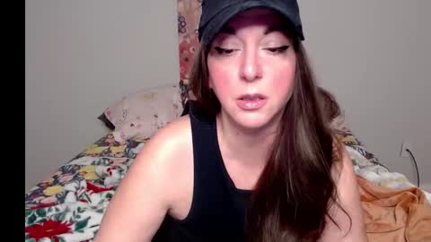 Snapshot of milfmonee chatting on January 30, 1:22 am MILF Monee online show from January 30, 1:22 am