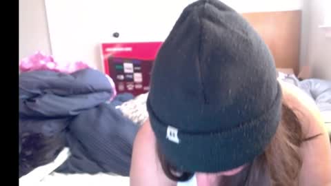 Snapshot of milfmonee chatting on January 15, 8:37 pm MILF Monee online show from January 15, 8:37 pm