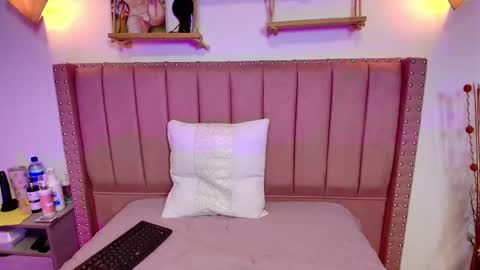 Millie online show from October 31, 3:01 pm