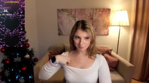 milinafox online show from January 7, 10:37 pm