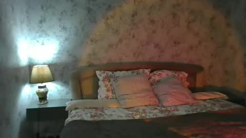milissasii online show from May 15, 9:18 am
