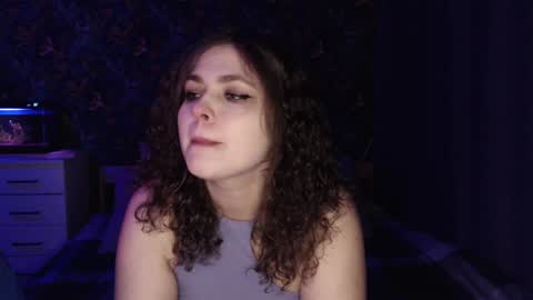 Snapshot of milk_slice chatting on January 29, 10:11 pm Stella and Neo online show from January 29, 10:11 pm