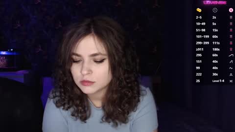 Snapshot of milk_slice chatting on February 17, 10:27 pm Stella and Neo online show from February 17, 10:27 pm