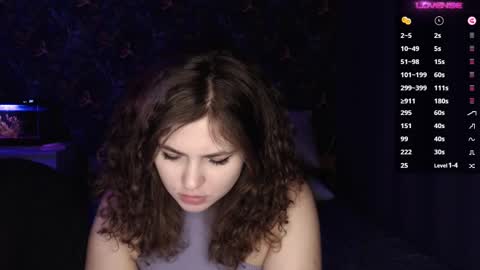 Snapshot of milk_slice chatting on February 12, 1:30 am Stella and Neo online show from February 12, 1:30 am