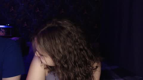 Snapshot of milk_slice chatting on February 5, 1:26 am Stella and Neo online show from February 5, 1:26 am