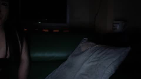 milkita2 online show from October 23, 12:01 am