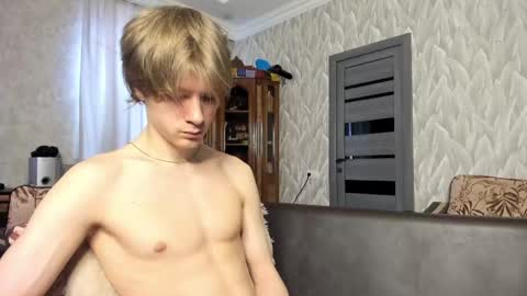 Isaac online show from April 21, 7:15 am