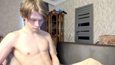 Isaac online show from April 18, 4:58 am