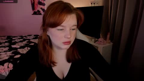 Snapshot of milky_wayx chatting on March 10, 5:43 am Lisa online show from March 10, 5:43 am