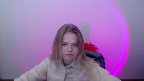 millaloveli online show from March 2, 8:21 am