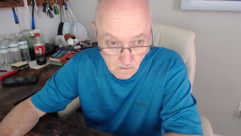 millenium0129 online show from October 9, 6:13 pm