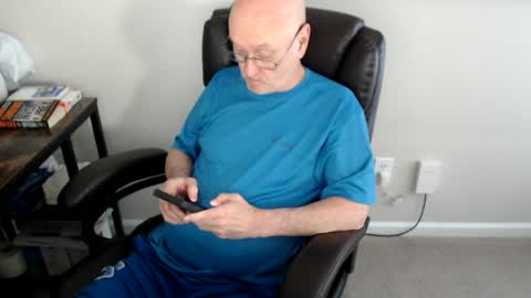 millenium0129 online show from July 8, 6:11 pm