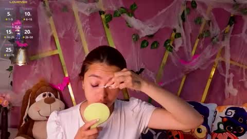 milleyjones_ online show from October 27, 8:09 pm