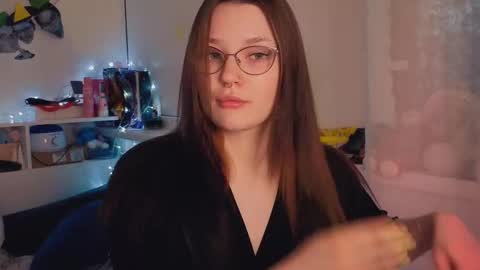 Millie online show from November 6, 2:25 am