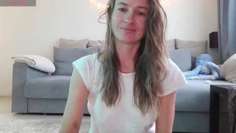 milly_browski online show from October 10, 1:50 pm