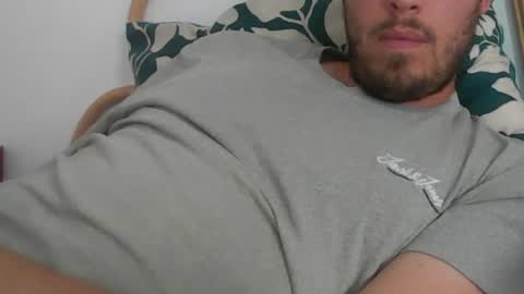 milowww1601 online show from May 16, 2:27 pm