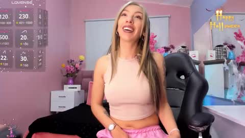  Milu Belucci  online show from October 29, 3:14 pm