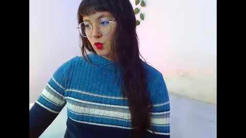 mily_baker online show from February 25, 9:58 pm