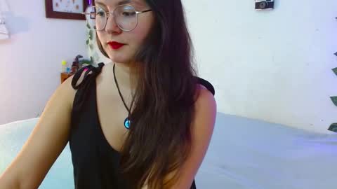 mily_baker online show from September 18, 11:09 pm