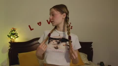 mimichelle online show from December 22, 1:00 pm