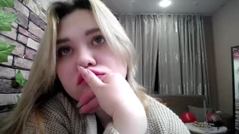 mimimishel_69 online show from February 12, 5:05 pm