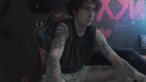 Max online show from September 22, 2:15 am