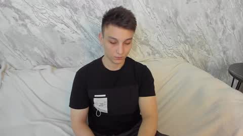 minato_kono online show from February 2, 12:24 pm