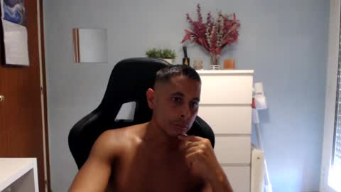 mini_pitbull online show from July 8, 10:51 am