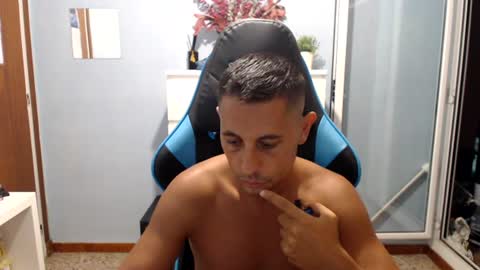 mini_pitbull online show from July 30, 11:16 pm