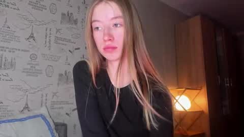 Amelia online show from November 2, 6:30 pm