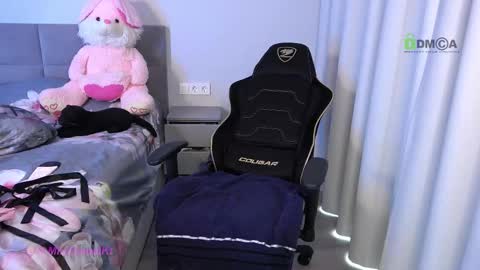 Kate online show from March 18, 5:46 am