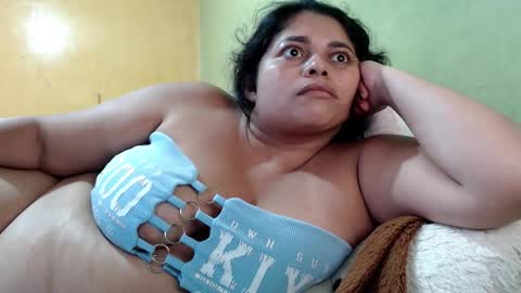 Andrea online show from February 2, 9:44 pm