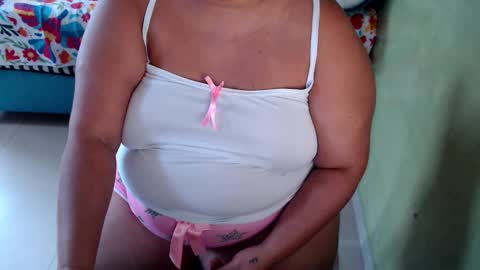 Andrea online show from March 17, 11:37 am