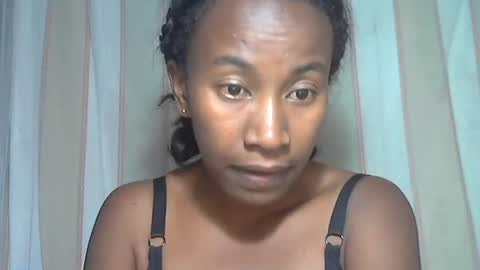 minouch211907 online show from November 4, 5:14 pm