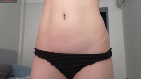 lia online show from May 14, 7:28 am