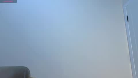 lia online show from February 10, 6:24 pm